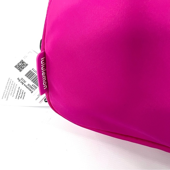 Lululemon Everywhere Belt Bag Sonic Pink Extended Strap - Picture 5 of 11